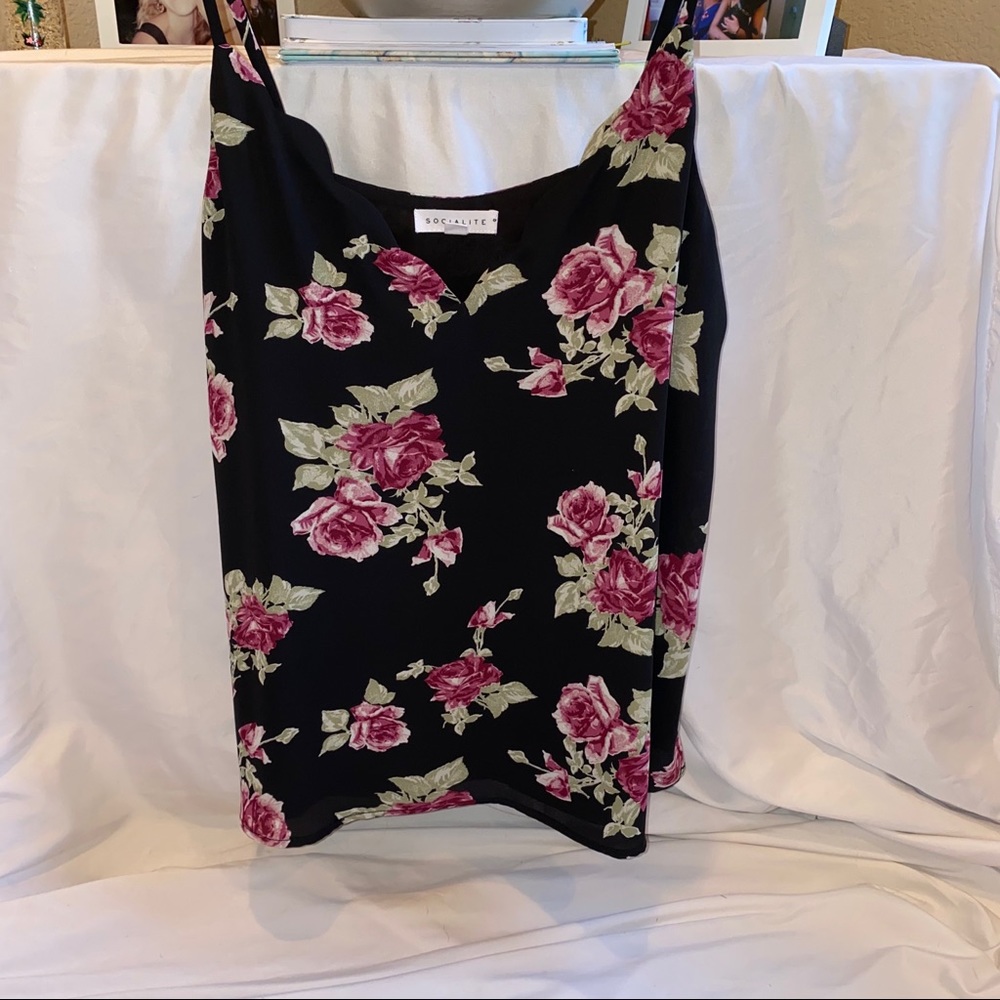 Patterned Cami - Picture 4 of 5